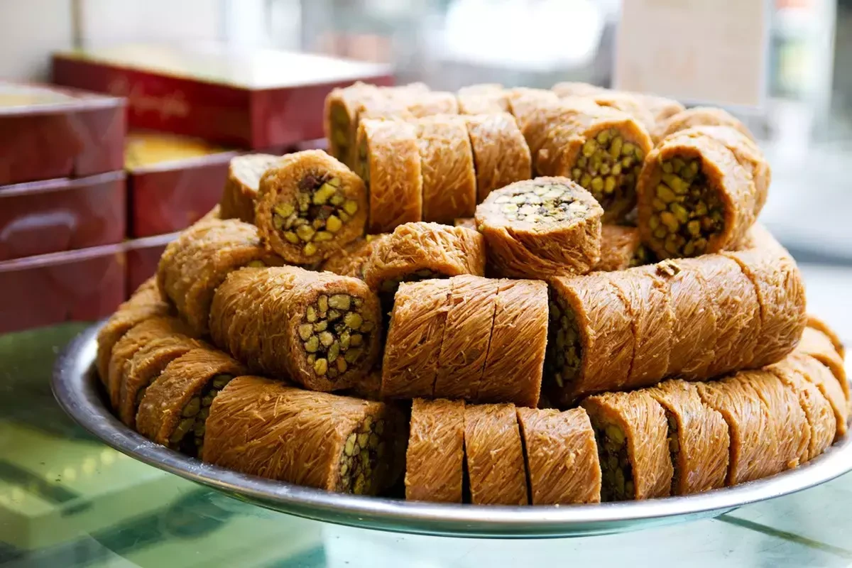 Tatlı Tutkunları İçin Meşhur Tatlıcılar ve Öne Çıkanlar blog-image