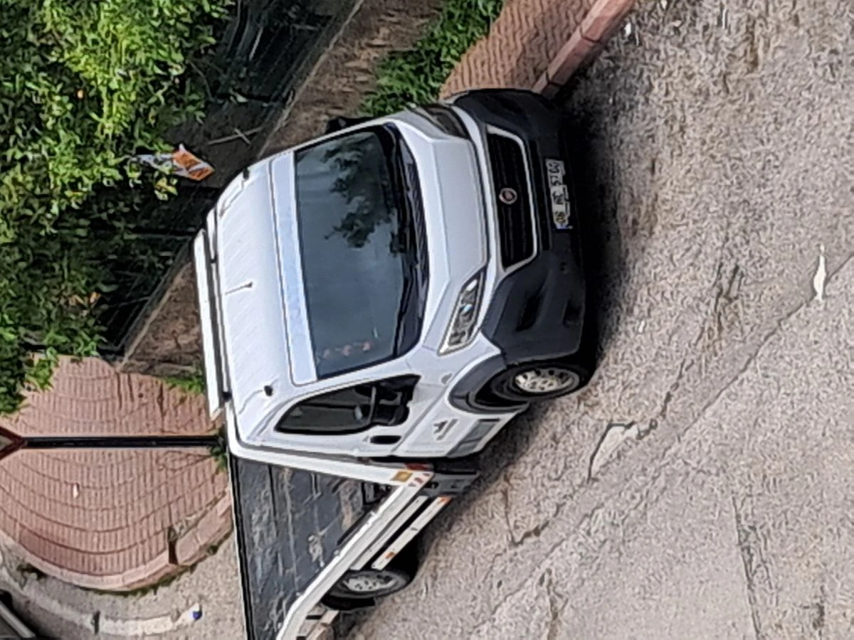 Oto Kurtarıcı