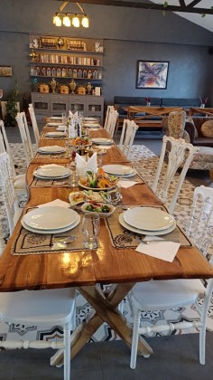 Semeni Kir Dugunu Salonu Ve Restoran