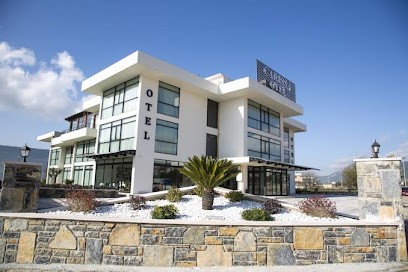 Carissa Otel