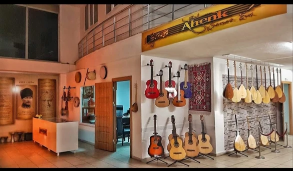 Bol Ahenk Sanat Evi