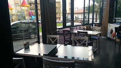 Cafe Standard. Iı