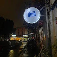 Dem Meyhanesi