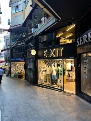 Exıt Man Fashion