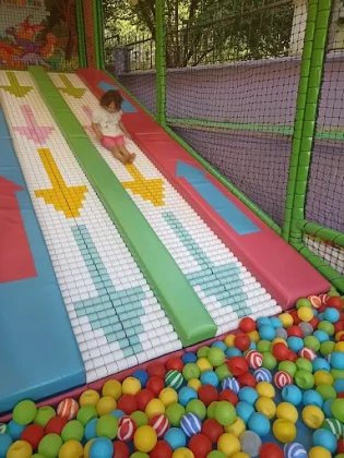 Funny Fun Oyun & Çocuk Eğlence Merkezi
