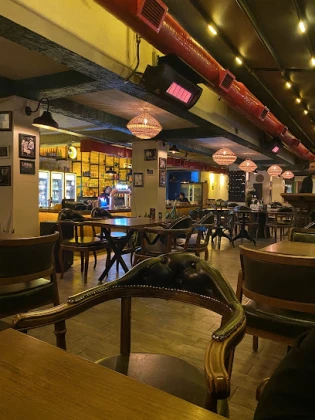 J.no24 Art Pub