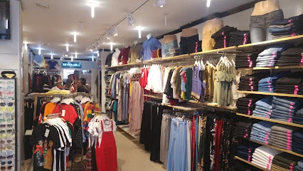 Motif Giyim