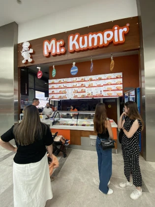 Mr. Kumpir