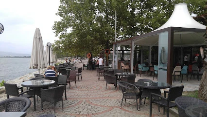 Naıla Garden