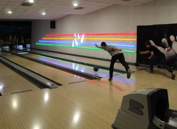 Pin Clup Bowling