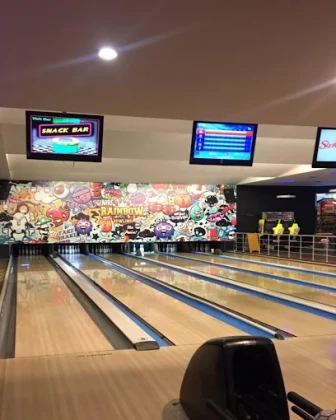 Rainbow Bowling