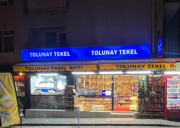 Tolunay Teke Bayi