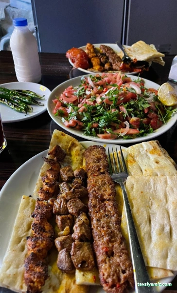 01 Adana Dürümcüsü 01 Adana Dürümcüsü
