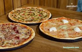 Pomidori Pizza