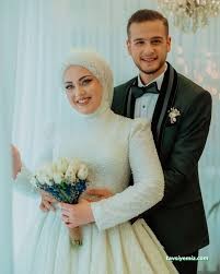 Ayşe Mutlu Gelinlik Ve Moda Evi Ayşe Mutlu Gelinlik Ve Moda Evi