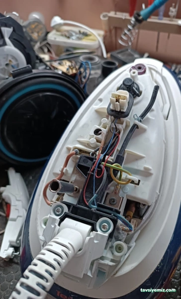 Uşak Elektrikçi Yıldırımlar Elektrik Elektronik Ev Aleti Tamiri Uşak Elektrikçi Yıldırımlar Elektrik Elektronik Ev Aleti Tamiri