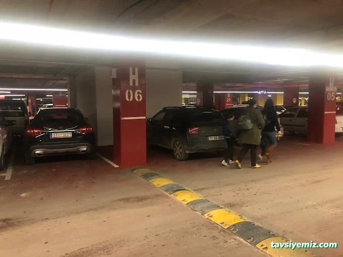 17 Burda Avm Kapalı Otopark Girişi 17 Burda Avm Kapalı Otopark Girişi