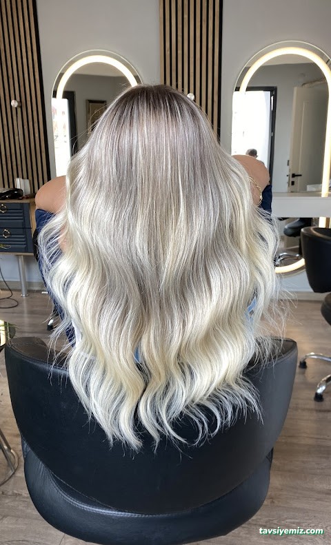 Mad Hair Studio Bayan Kuaförü Mad Hair Studio Bayan Kuaförü