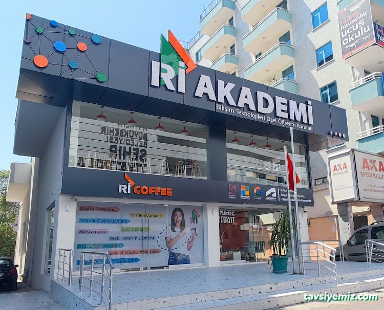 Ri Akademi