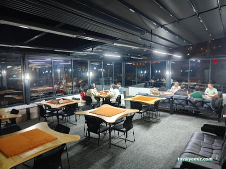 28 Bilardo Cafe