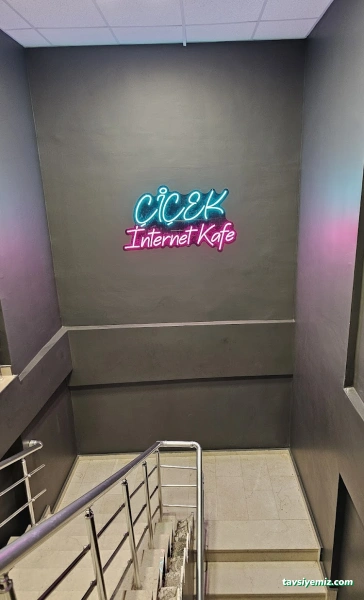 Çiçek Internet Cafe Çiçek Internet Cafe