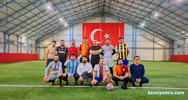 Mavi Beyaz Halı Saha Mavi Beyaz Halı Saha