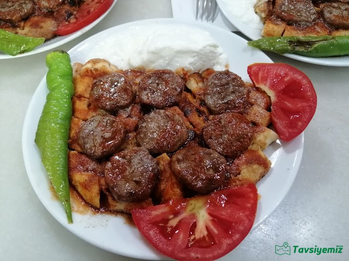 Dedenin Yeri Saray Kebapçısı Dedenin Yeri Saray Kebapçısı