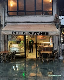 Köprübaşı Petek Pastanesi 1947 Köprübaşı Petek Pastanesi 1947