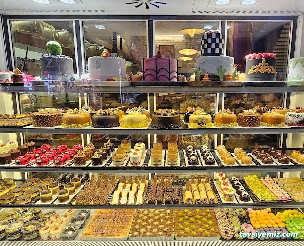 Köşk Pastanesi Cafe Bistro Köşk Pastanesi Cafe Bistro