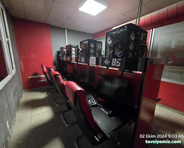 Yıldız E-Spor İnternet Kafe Yıldız E-Spor İnternet Kafe
