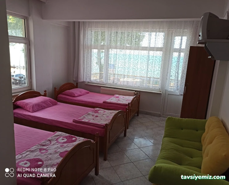 Mutlu Pansiyon