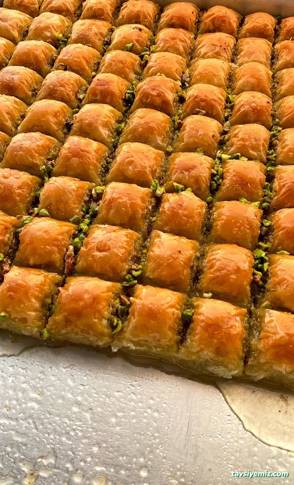 Konak Pastanesi Konak Pastanesi