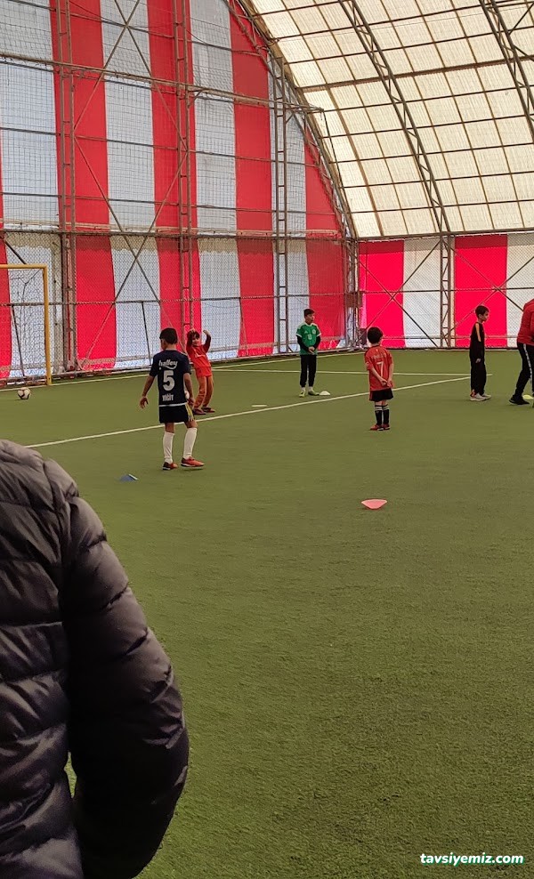 Kubatlar Halı Saha Kubatlar Halı Saha