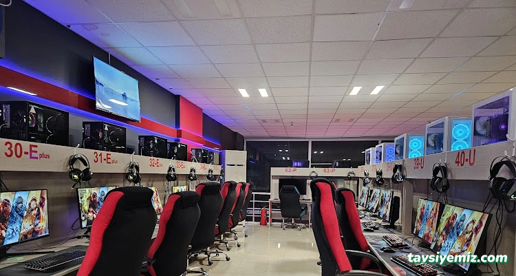 Çiçek Internet Cafe Çiçek Internet Cafe