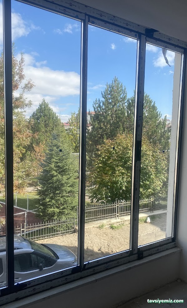 Cam Balkon Öztürk Cam Yapı Sivas Giyotin Cam Balkon Öztürk Cam Yapı Sivas Giyotin