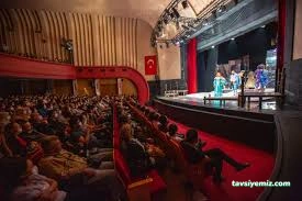 Adana Büyükşehir Belediyesi Tiyatro Salonu Adana Büyükşehir Belediyesi Tiyatro Salonu