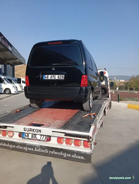 Akan Çekici