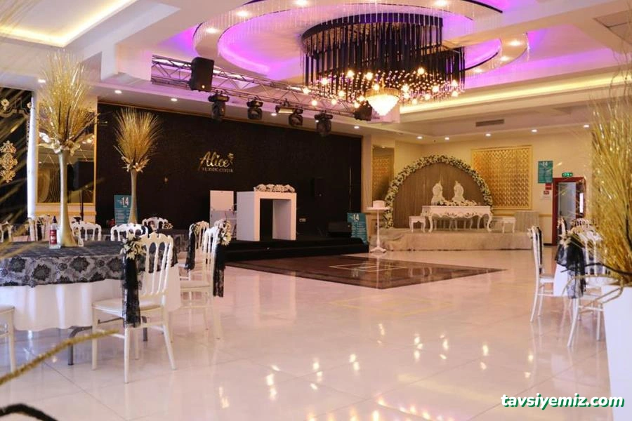 Alice Deluxe Balo Ve Ziyafet Salonları Alice Deluxe Balo Ve Ziyafet Salonları