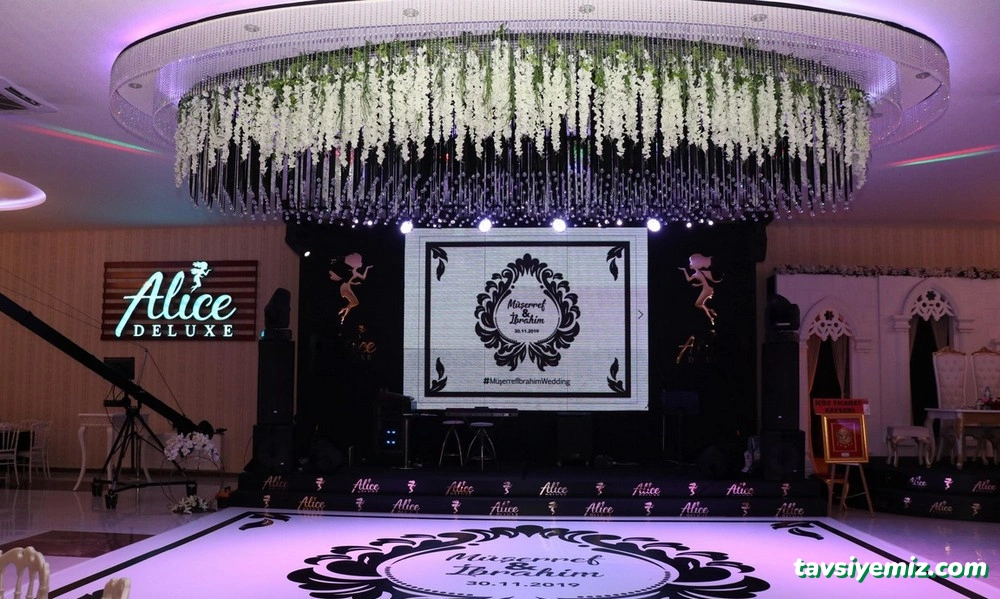 Alice Deluxe Balo Ve Ziyafet Salonları Alice Deluxe Balo Ve Ziyafet Salonları