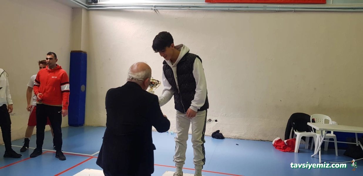 Altın Yumruk Spor Kulübü Altın Yumruk Spor Kulübü