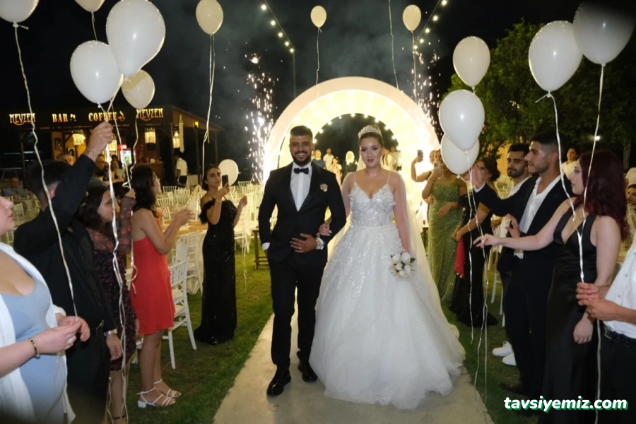 Antalya Görsel Organizasyon Nişan Kına Düğün Ve Davet Salonu Antalya Görsel Organizasyon Nişan Kına Düğün Ve Davet Salonu