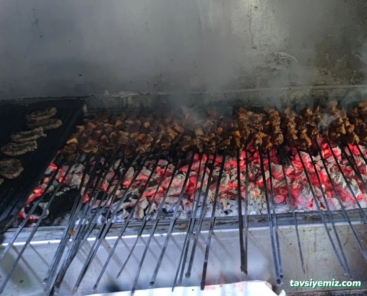 Aşçıoğlu Kebap Salonu 3 Aşçıoğlu Kebap Salonu 3