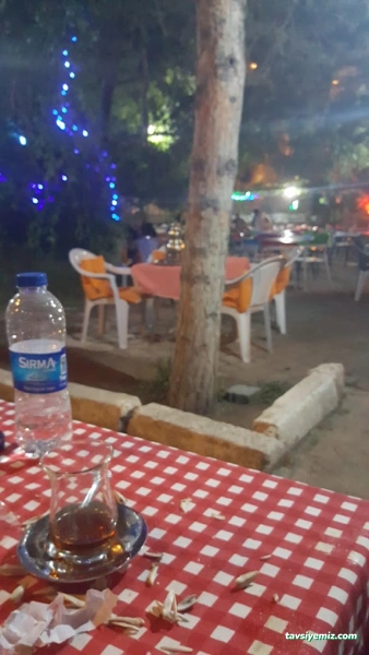 Atapark Büfe Ve Çay Bahçesi