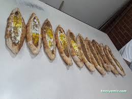 Yeni Bayburt Pide Ve Lahmacun Salonu Söyüt Kardeşler Yeni Bayburt Pide Ve Lahmacun Salonu Söyüt Kardeşler