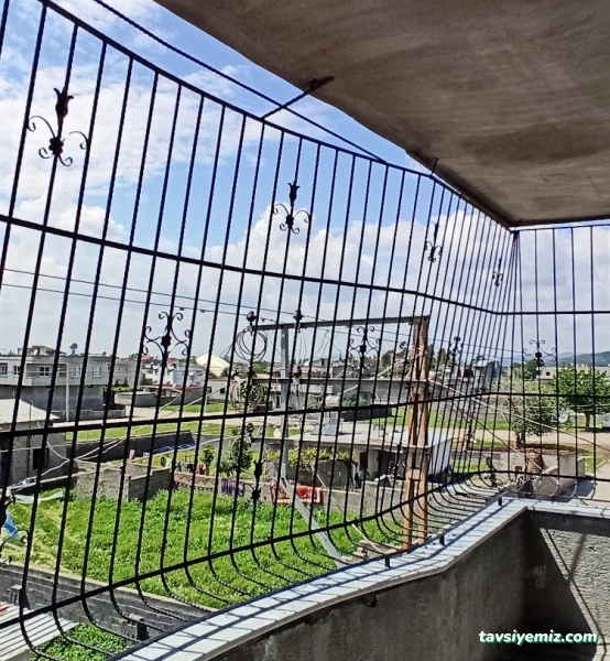 Bilgiç Metal Demir Doğrama Ve Kaynakcılık Bilgiç Metal Demir Doğrama Ve Kaynakcılık