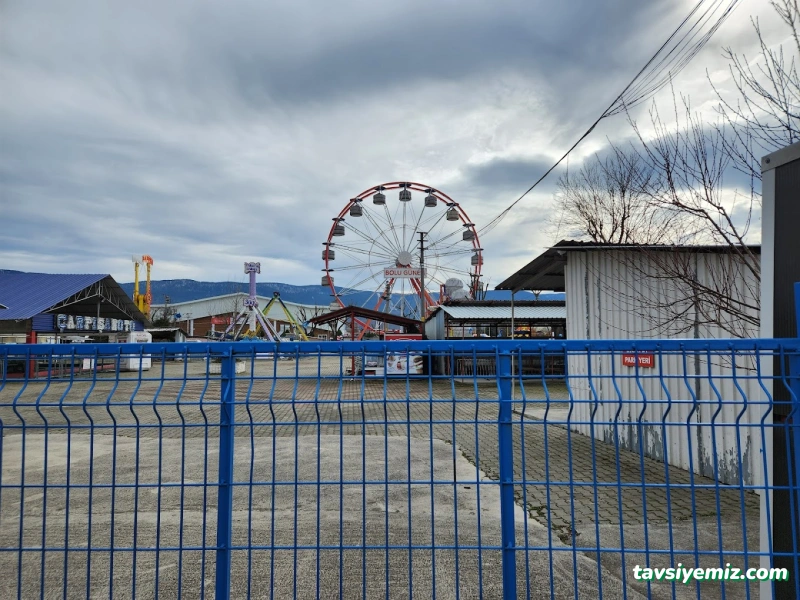 Bolu Lunaparkı Bolu Lunaparkı