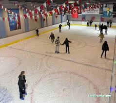 Buz Park Ve Oyun Parkı Buz Park Ve Oyun Parkı