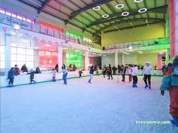 Buz Park Ve Oyun Parkı Buz Park Ve Oyun Parkı