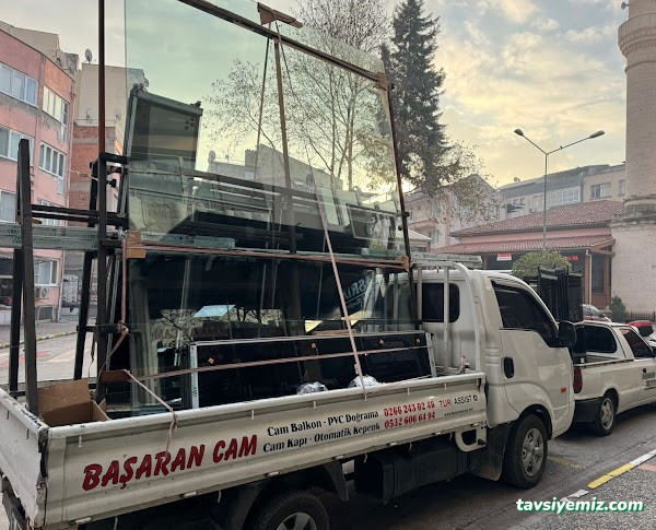 Başaran Cam - Cam Balkon - Sineklik - Giyotin Cam - Bioklimatik Pergola Sistemleri Başaran Cam - Cam Balkon - Sineklik - Giyotin Cam - Bioklimatik Pergola Sistemleri
