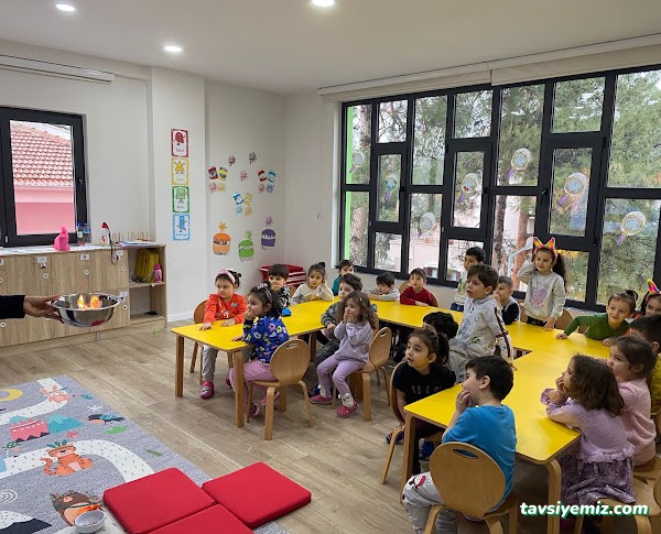 Rengarenk Kreş Ve Anaokulu Rengarenk Kreş Ve Anaokulu